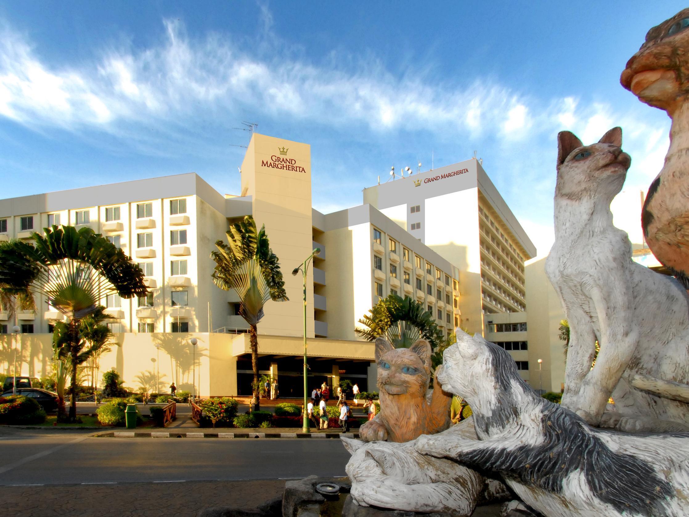 Grand Margherita Hotel Kuching Exterior foto