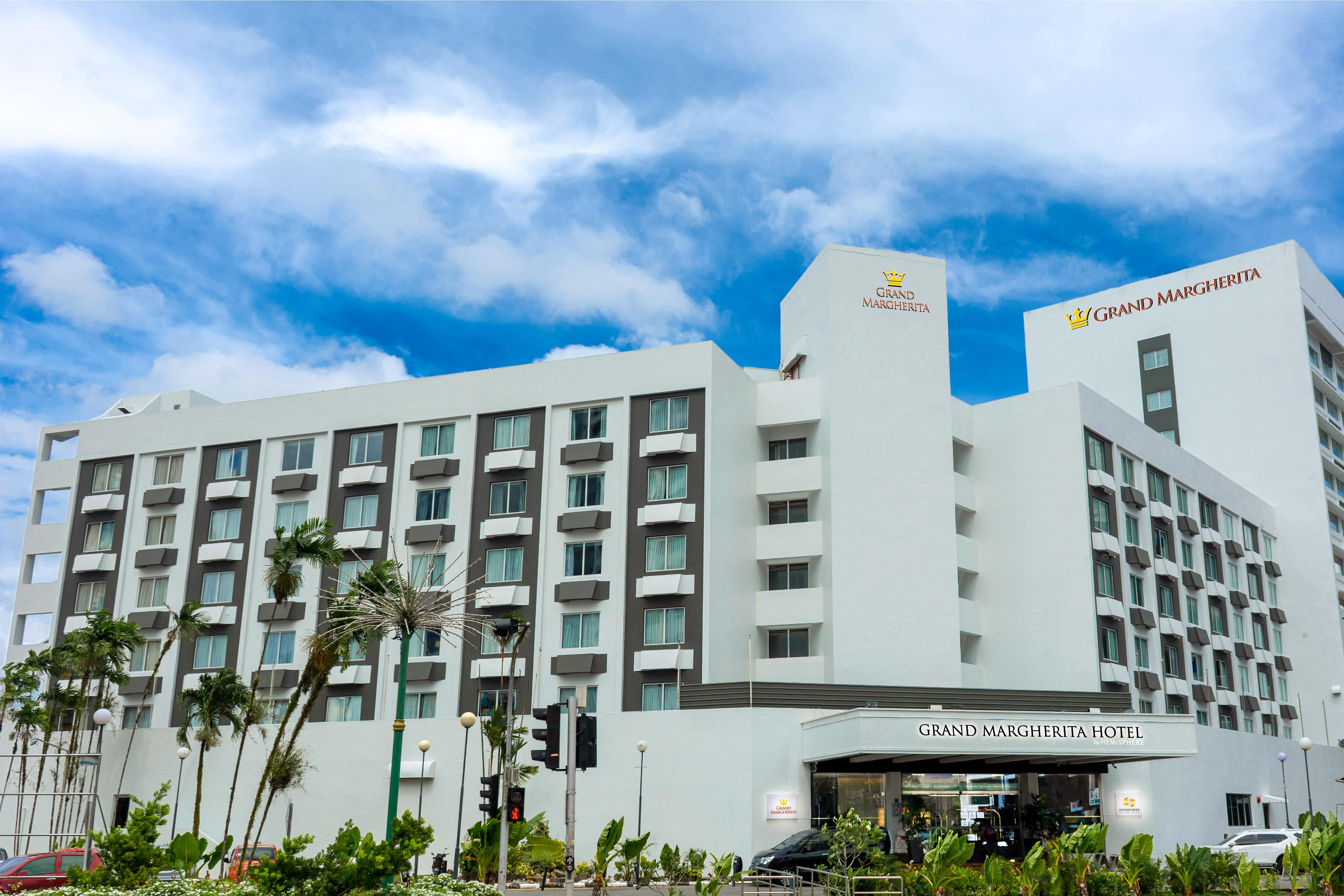Grand Margherita Hotel Kuching Exterior foto