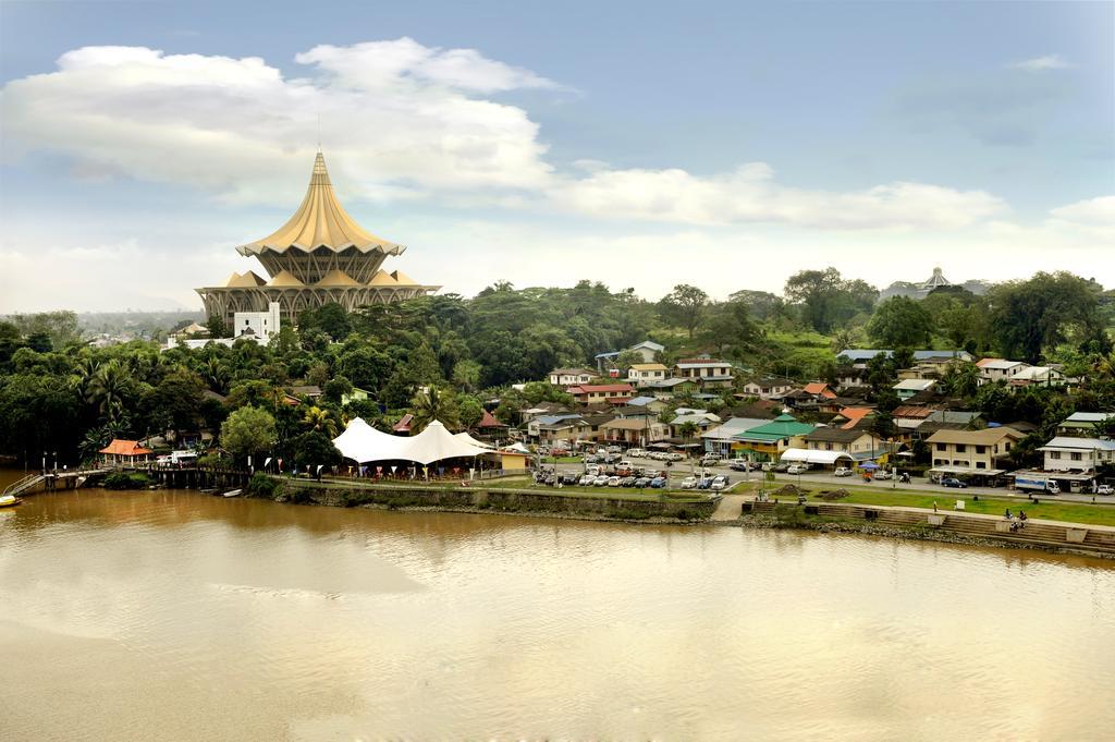 Grand Margherita Hotel Kuching Exterior foto