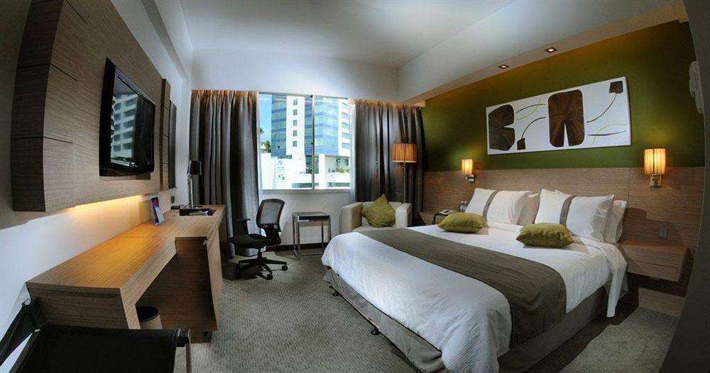 Grand Margherita Hotel Kuching Exterior foto