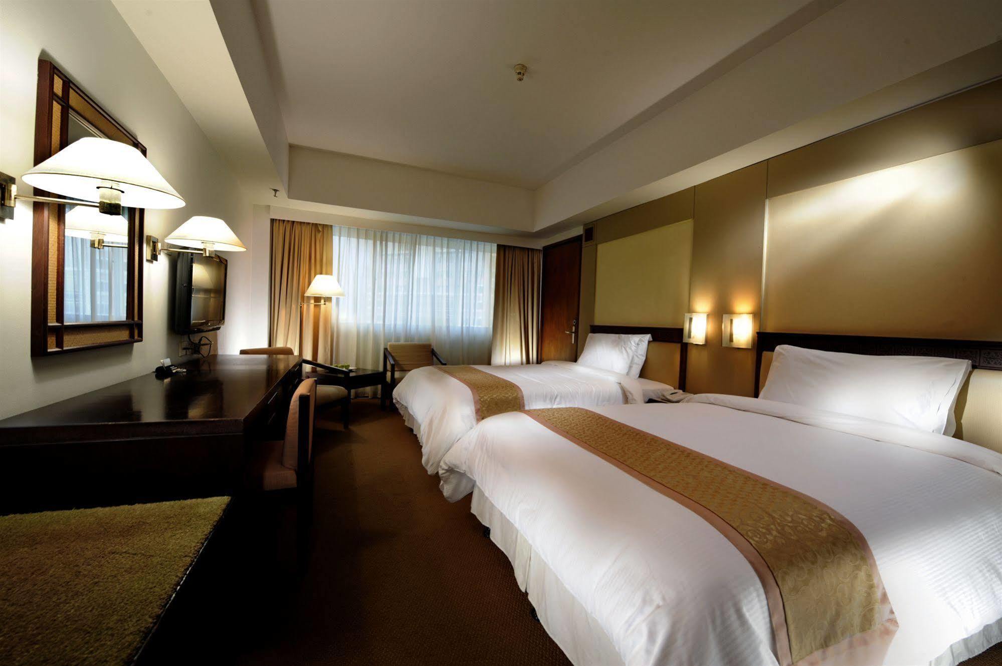 Grand Margherita Hotel Kuching Exterior foto