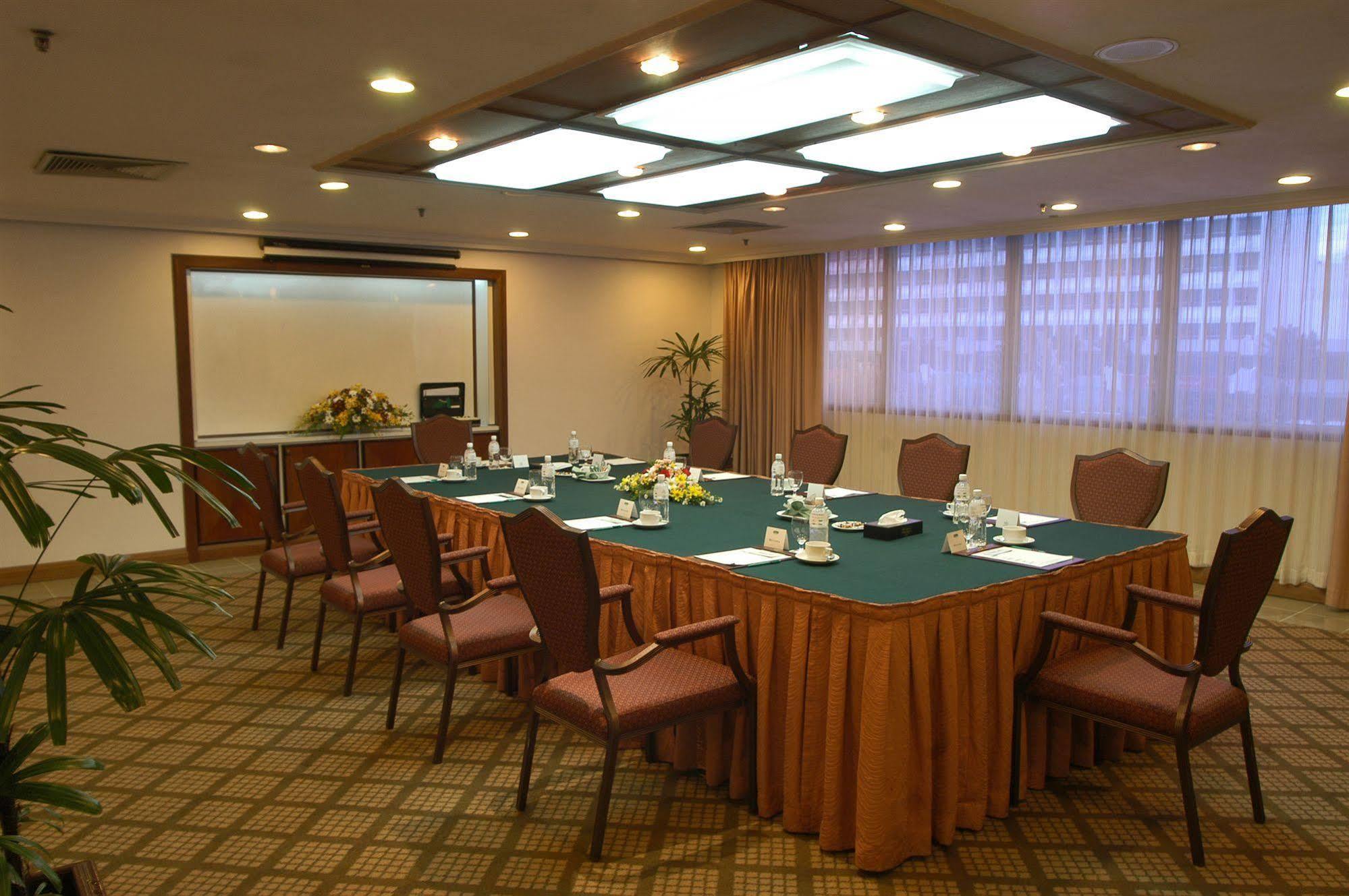 Grand Margherita Hotel Kuching Exterior foto